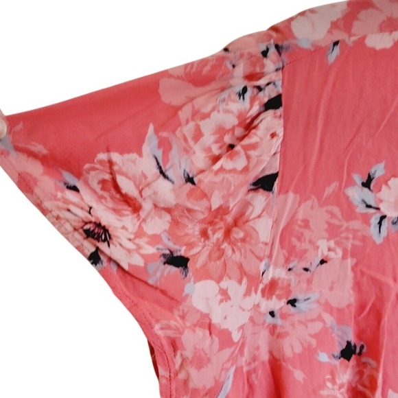 Torrid 3 Blouse Flutter Sleeve Baby Doll Pink Floral Gathered Waist‎ Tunic 3X - Picture 7 of 8